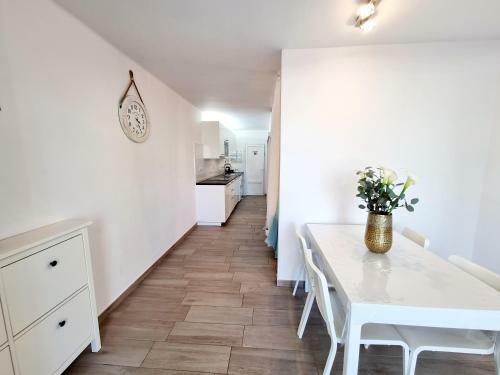 Apartamento Dino 10 Playa Roca