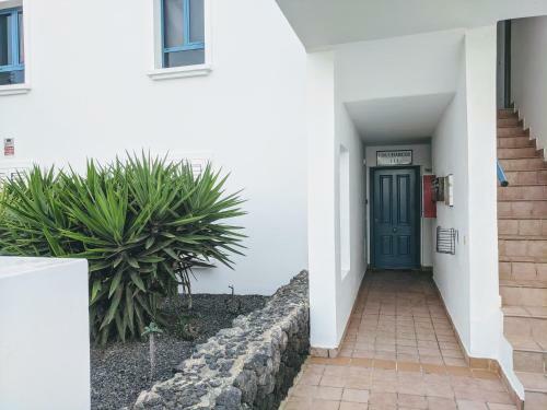 Ground Floor Apartment Suite With Private Garden, Los Charcos