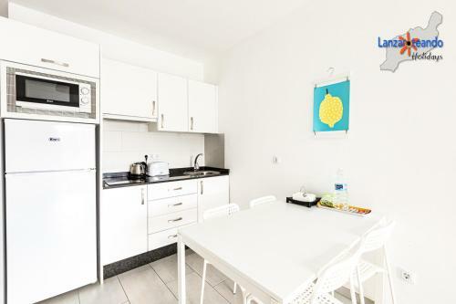 Apartamento Malu Beach Apt W/pool On Las Cucharas Beach Ct