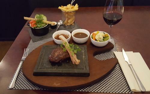 Hotel Restaurant Les Jumeaux