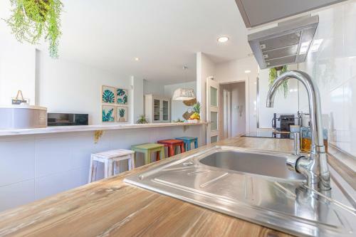Apartamento Con Jardin Privado - Simplytarifa