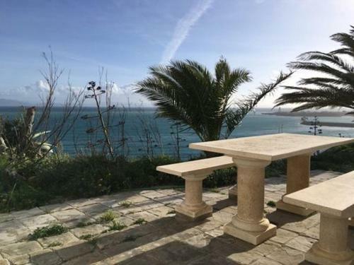 Hostal Floating House Tarifa