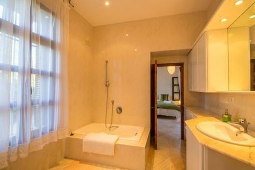 Hostal Floating House Tarifa