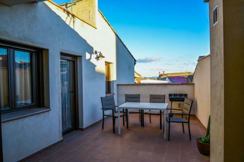C - Apartamento Moderno En El Torrico Con Piscina