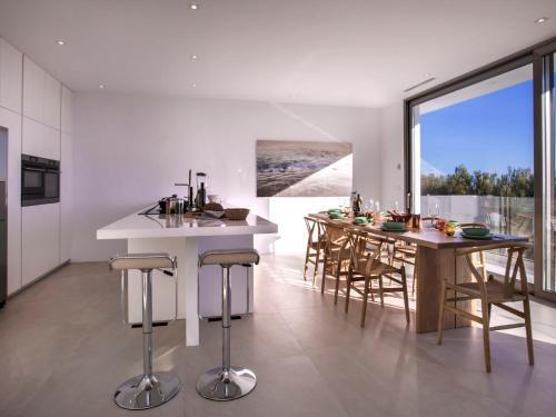 Villa Halcon Al Mar