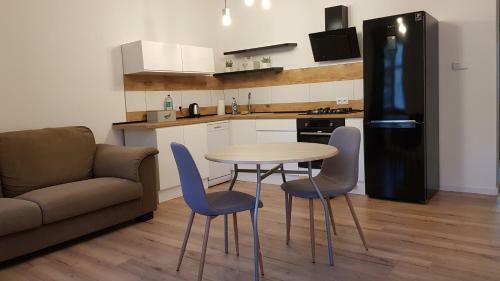 Avalon Apart 1
