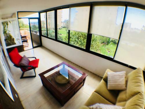 Fully Furnished Luxury Apartment By The Beach.