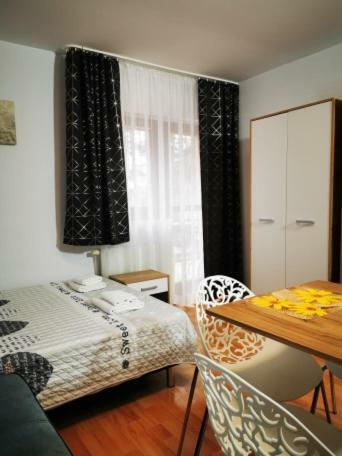 Hostal Apartamenty Amber