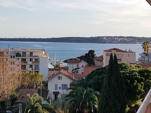 Apartamento Lovely Seaview Flat