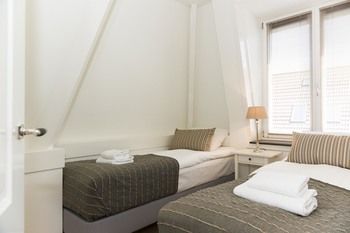 Short Stay Central Station Apartments