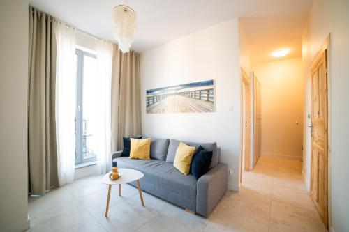 Apartament 28