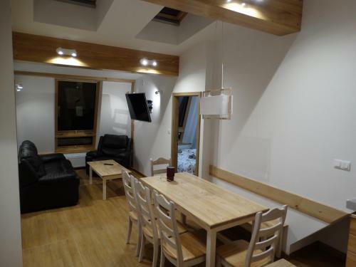 Apartamenty Pod R�?ami