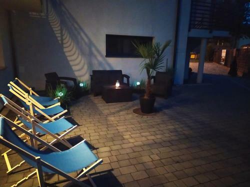 Pokoje Go?cinne Domki Apartamenty Awer