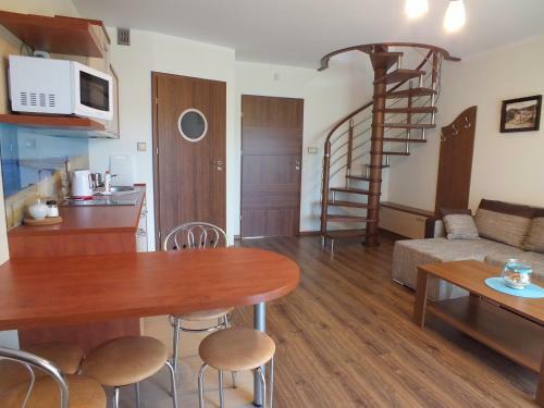Willa Laura Rowy - Apartamenty Nad Morzem