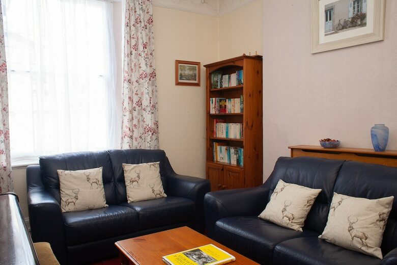Hostal The Parks Guest House