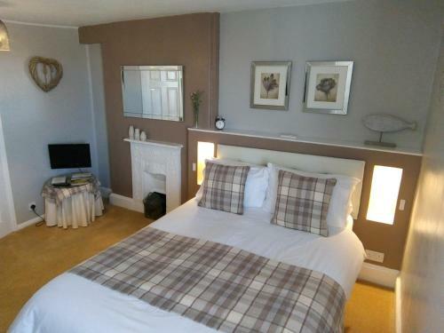 Alcombe House Hotel