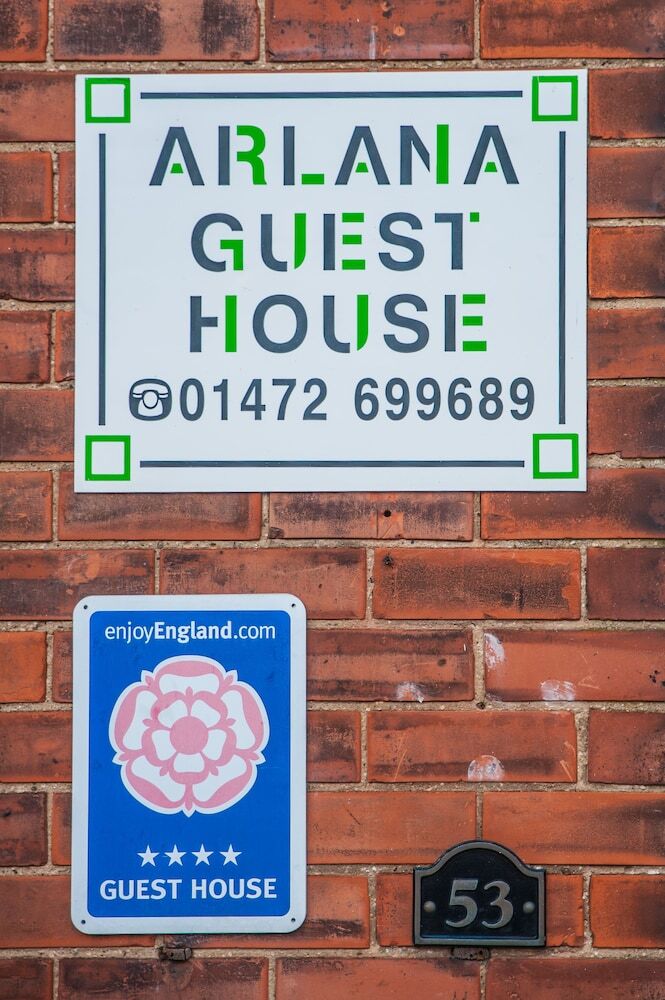 Hostal Arlana Guest House