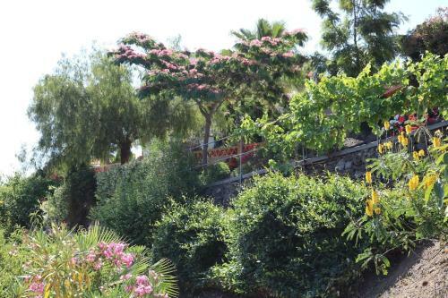 Exceptional Costa Del Sol Villa For 8, Hi Spec, Tranquil Setting, Amazing Views. Heated Pool.