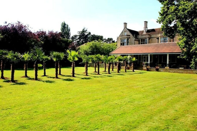 Westone Manor Hotel