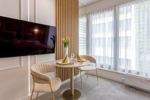 Apartpark - Ambria Apartments