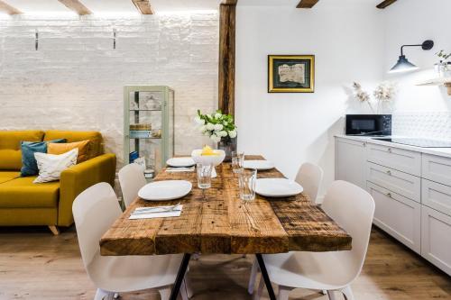 Uroczy Apartament ?azienna 5/4