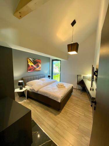 Apartament Lux Ustro?