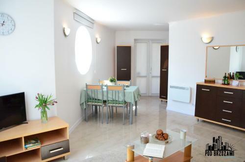Pod Brzozami Apartamenty Chrobrego 53c