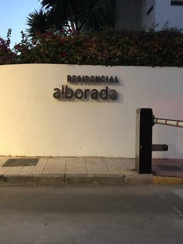 Apartamento Atico Con Piscina Privada Vistas Al Mar