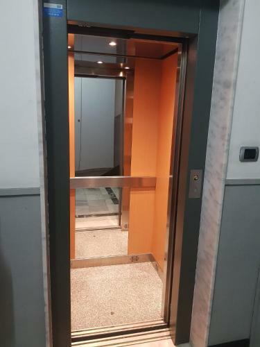 Apartamento Piso Centro Ciudad, Garaje, Para 6 Huespedes