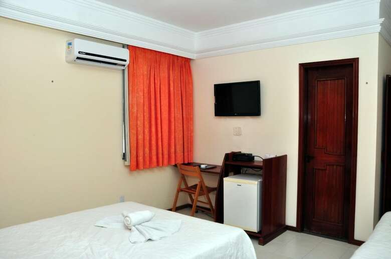 Machados Plaza Hotel