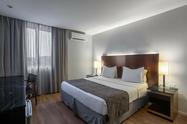 Orla Copacabana Hotel
