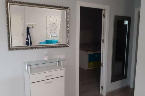 Casa Con Piscina , Zona Infantil, Bbq, Patio, Wifi