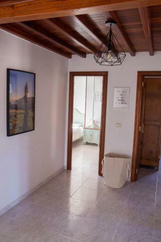 Beachfront Surf & Holiday House, Up To 12 Persons