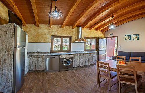 Apartamentos Vega Rodiles El Campu