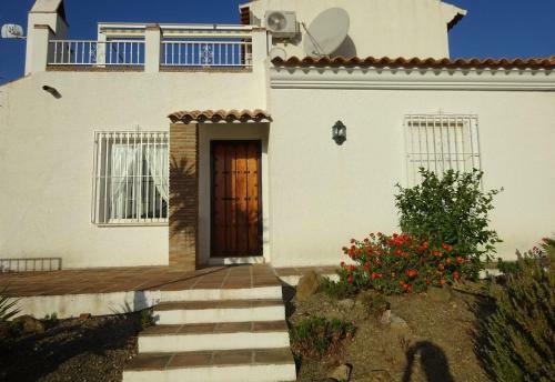 Villa Rosana Lake Vinuela