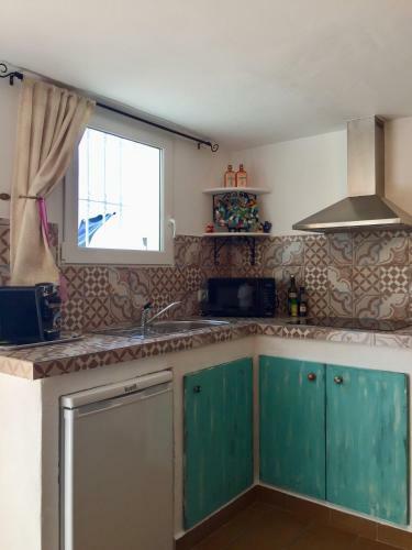 Casira, Ruime Villa & 2 Studio's - 8 Personen