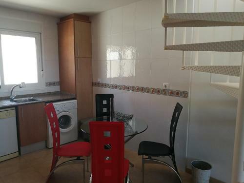 Apartamento Con Piscina Y Terraza Con Vista Al Mar