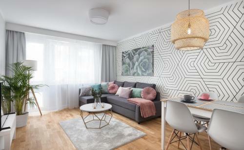 Oomph Warsaw Downtown Apartments