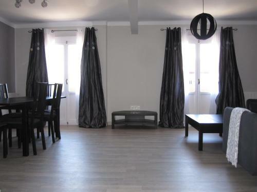 Apartamento Piso Centrico Amplio-luminoso