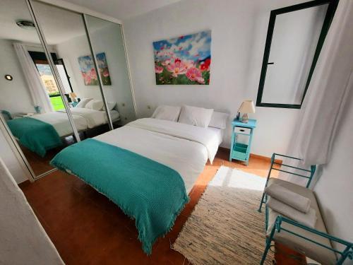 Apartamento Airunnes Atico Duplex Zahara Primera Linea