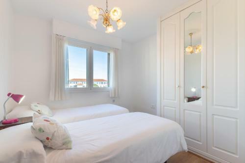 Apartamento Bakio Beach VII With Parking By Aston Rentals