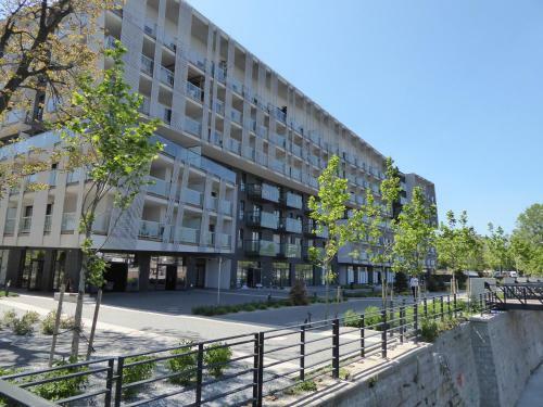Apartamento Batogospot Towers