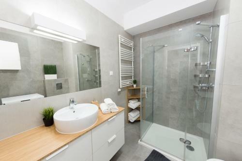 Apartamento Batogospot Towers