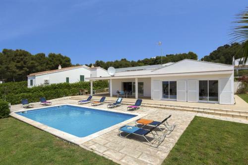Villa Lola