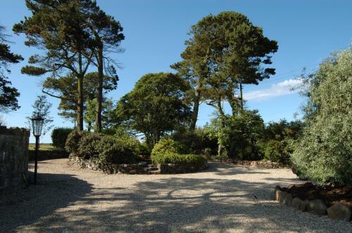Shola Coach House B&B