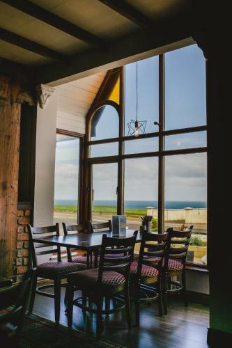 Hotel Inn On The Coast