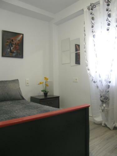 Apartamento �tico Con Terraza En La Jota