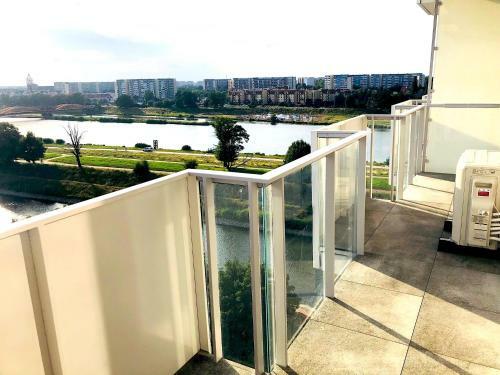 Apartament Z Tarasem I Widokiem Na Odr?