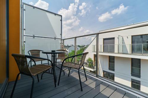 Luxurious Apartment Wroc?aw Kowale By Renters