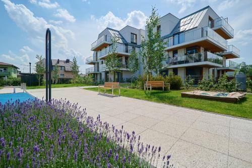 Luxurious Apartment Wroc?aw Kowale By Renters